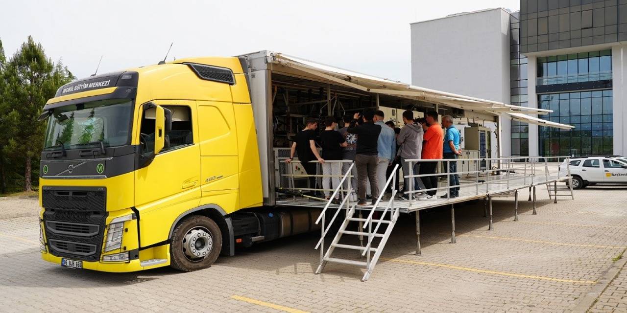 ‘mobil Eğitim Merkezi’ Karabük Üniversitesinde