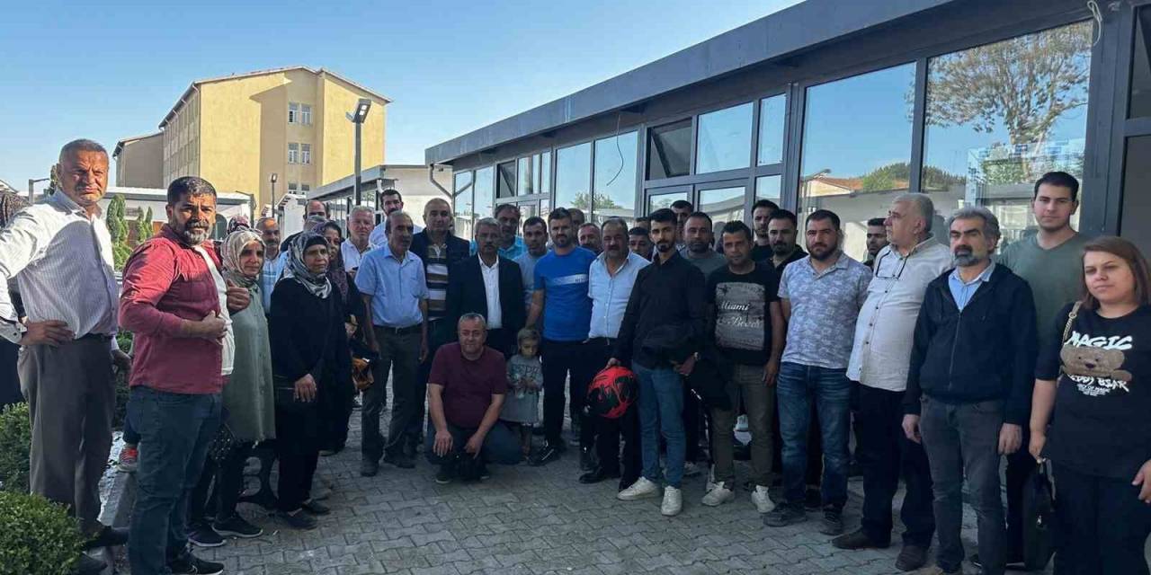 Adıyaman’da Kurulan Balıkesir Çarşısı’ndaki Dükkanlar Depremzedelere Teslim Edildi