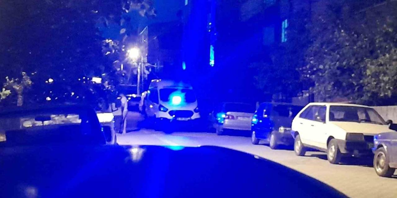 Edremit’te 2. Kat Balkonundan Düşen Çocuk Hastanede Tedavi Altına Alındı