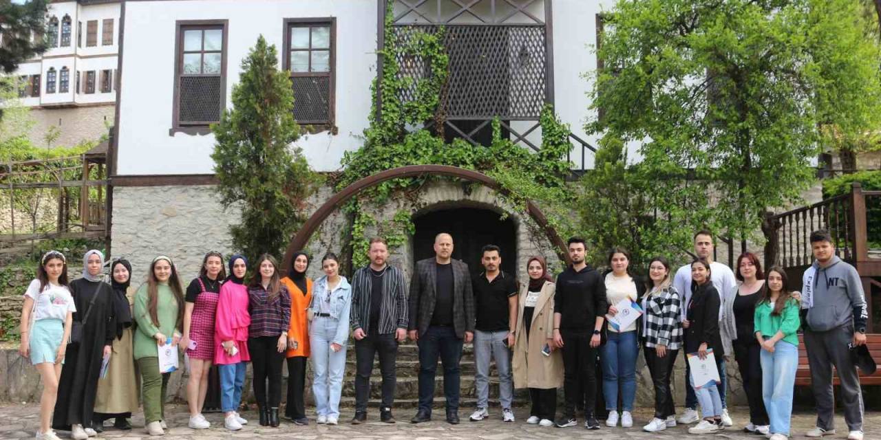 Öğrenciler İçin Girişimcilik Kampı