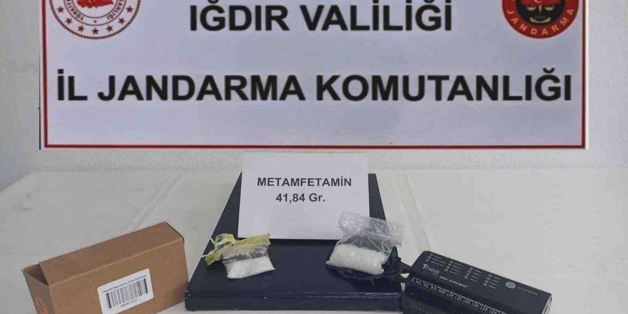 Aracın Bagajından Uyuşturucu Çıktı, 1 Kişi Tutuklandı