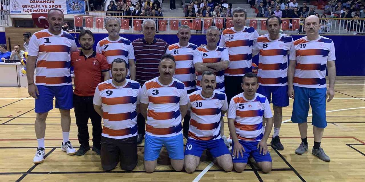 Kaymakamlık Turnuvasında Mem Şampiyon Oldu