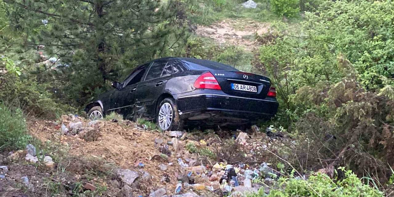 Şarampole Yuvarlanan Otomobilini Bırakıp Kayıplara Karıştı
