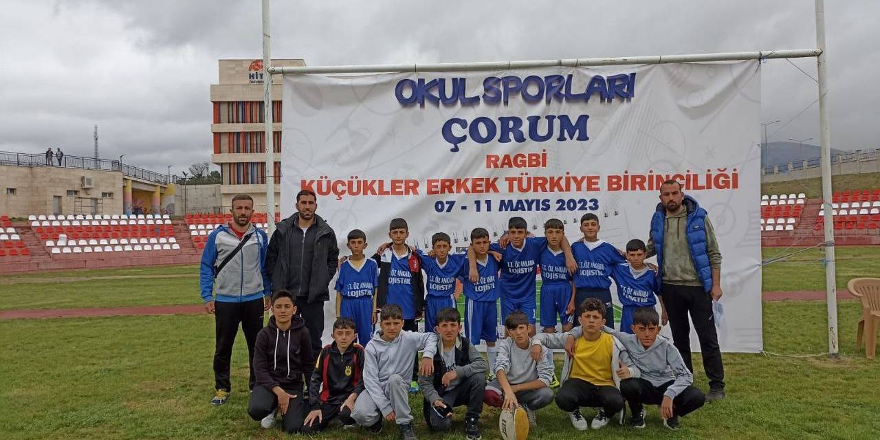 Van’daki Ortaokul Öğrencileri, Spor Başarılarıyla Adını Duyuruyor