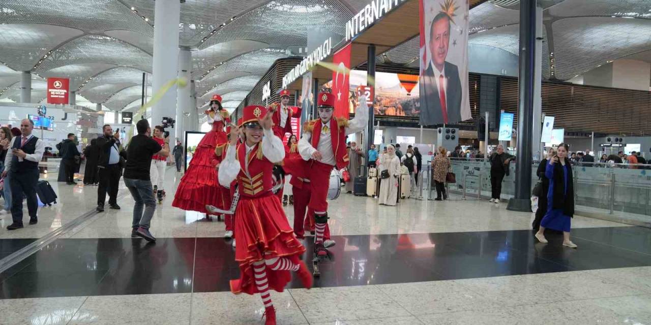 İstanbul Havalimanı’nda 19 Mayıs Coşkuyla Kutlandı