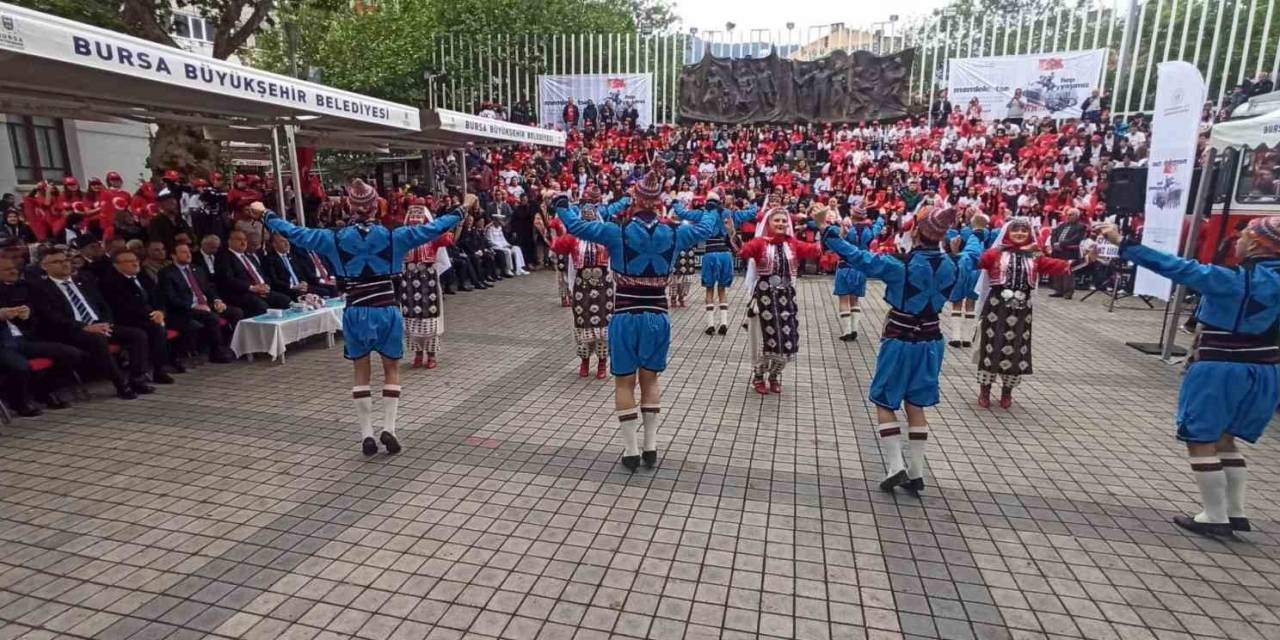 19 Mayıs Bursa’da Coşkuyla Kutlandı