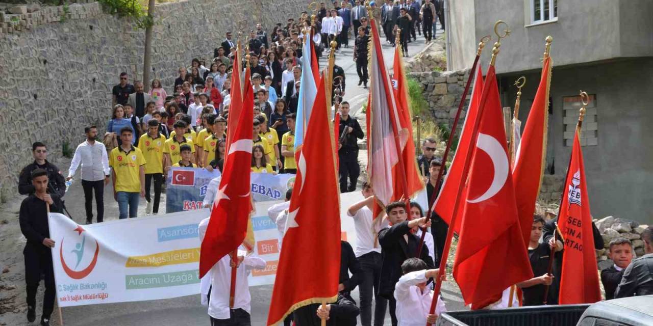 Beytüşşebap’ta 19 Mayıs Gençlik Yürüyüşü İle Kutlandı