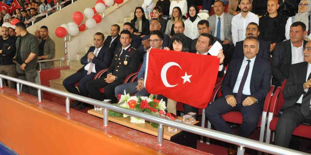 Bulanık’ta 19 Mayıs Coşkusu