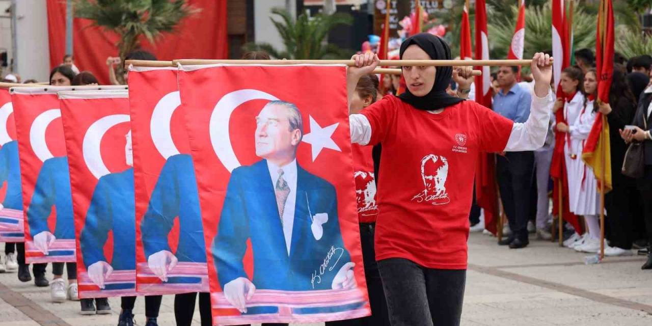 Manisa’nın İlçelerinde 19 Mayıs Coşkusu
