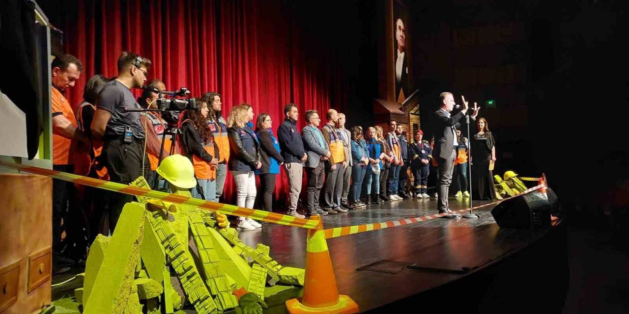 Samsun’da Duygulandıran Deprem Oratoryosu