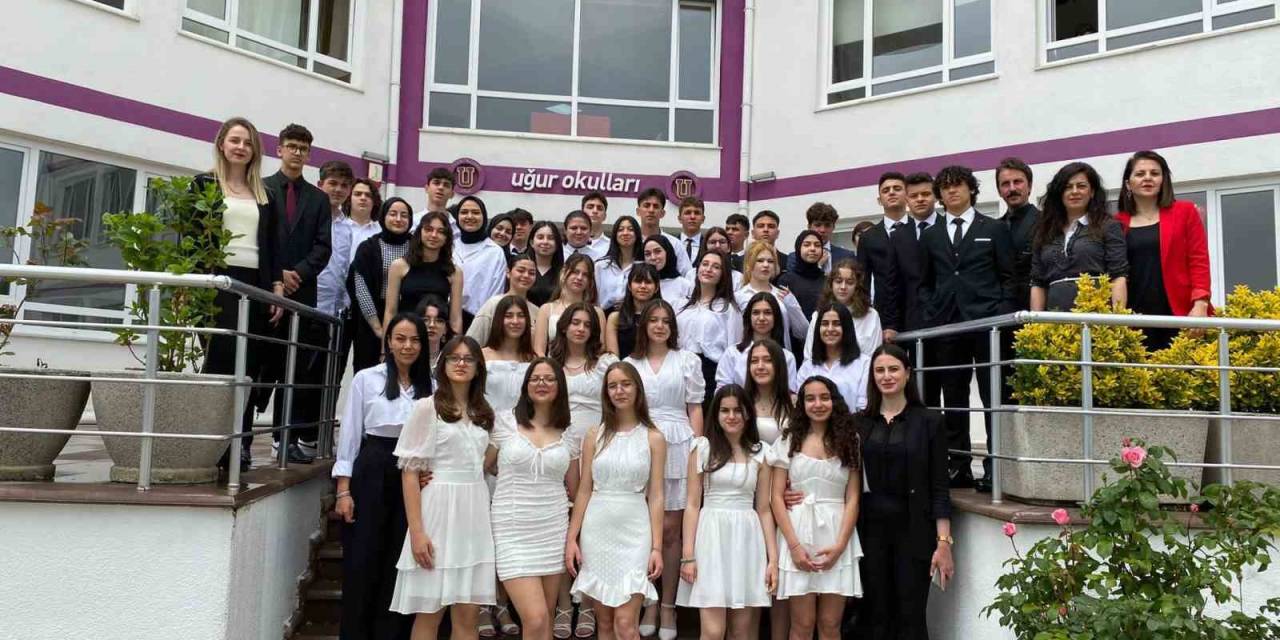 Uğur Okullarında 19 Mayıs Çeşitli Etkinlikle Kutlandı