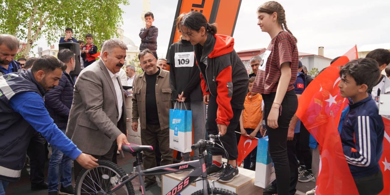 Palandöken Belediyesi’nden 19 Mayıs Etkinliği