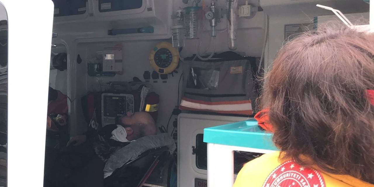 Otomobil İle Elektrikli Bisiklet Çarpıştı: 1 Yaralı