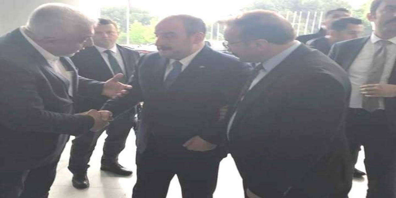 Bakan Varank’tan Emet-hisarcık Orta Ölçekli Sanayi Sitesi İçin Destek Sözü