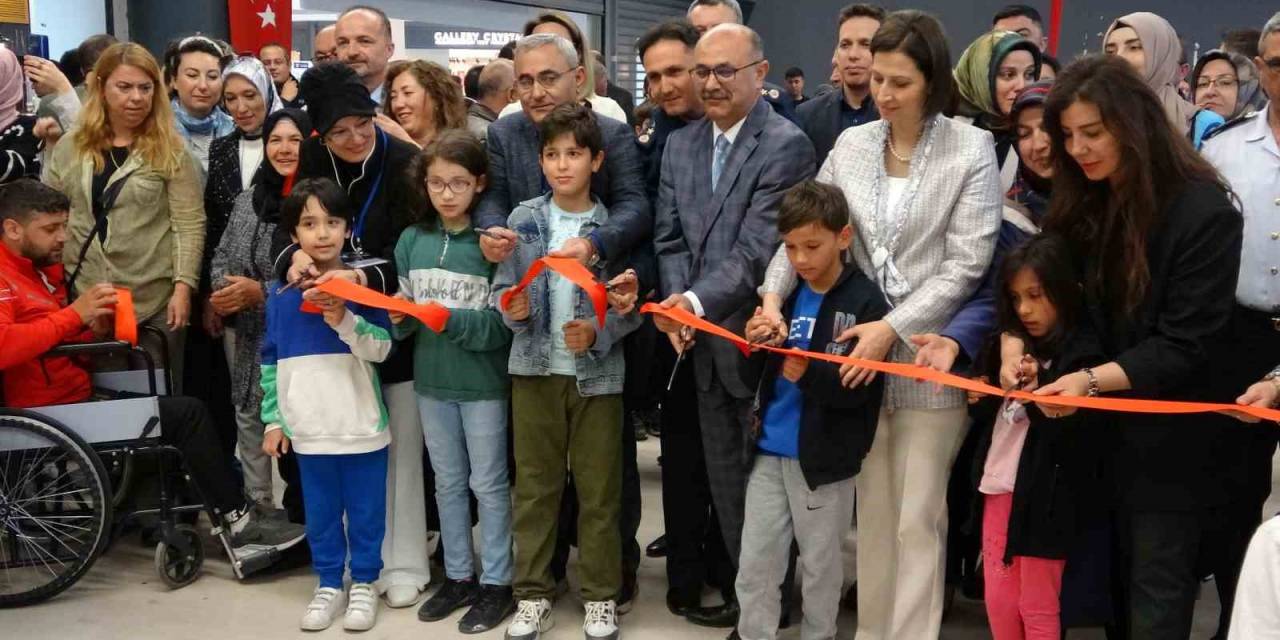 Kütahya Engelli Depremzedeler İçin Seferber Oldu