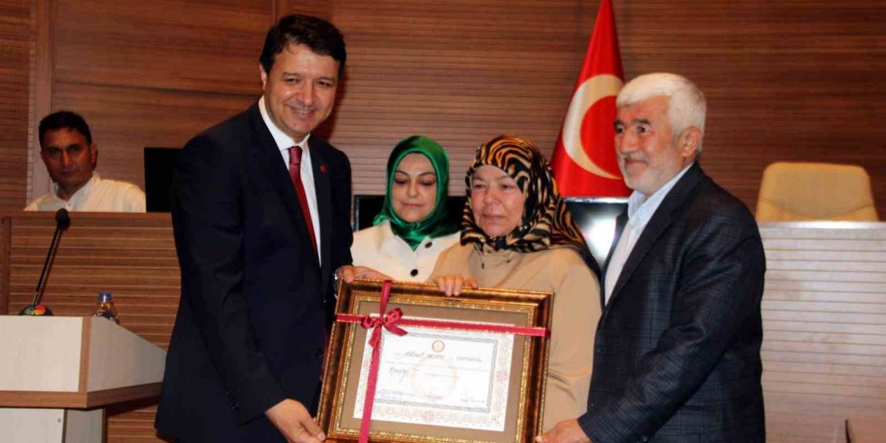 Millet İttifakı Vekilleri Mazbatalarını Aldı