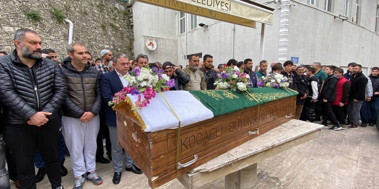Kız Meselesinden Çıkan Kavgada Darp Edilen Lise Öğrencisi Hayatını Kaybetti