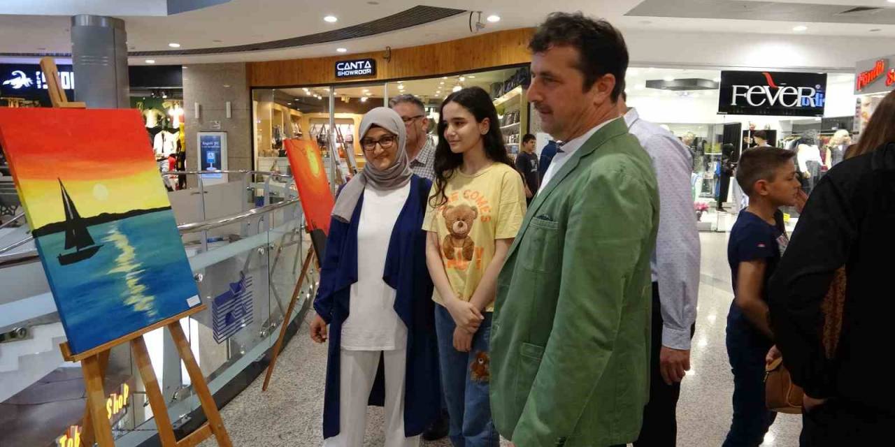Disleksi Hastası Çocukların Açtığı Sergi Büyük Beğeni Topladı