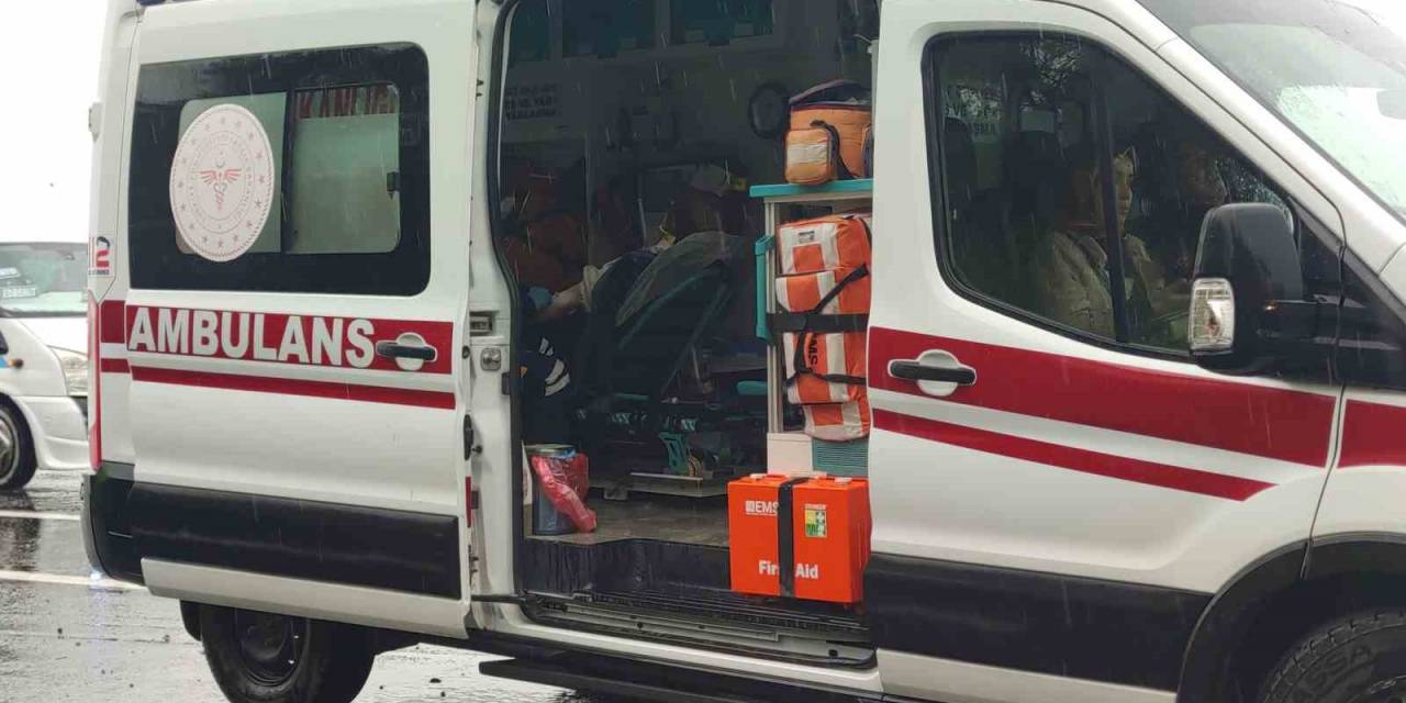 Van’da Trafik Kazası: 3 Yaralı