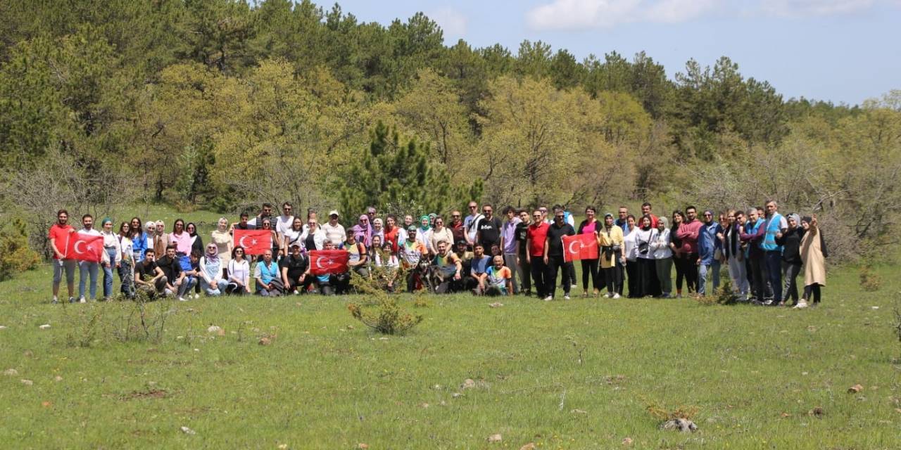 Gençler Doğa Yürüyüşünde Buluştu