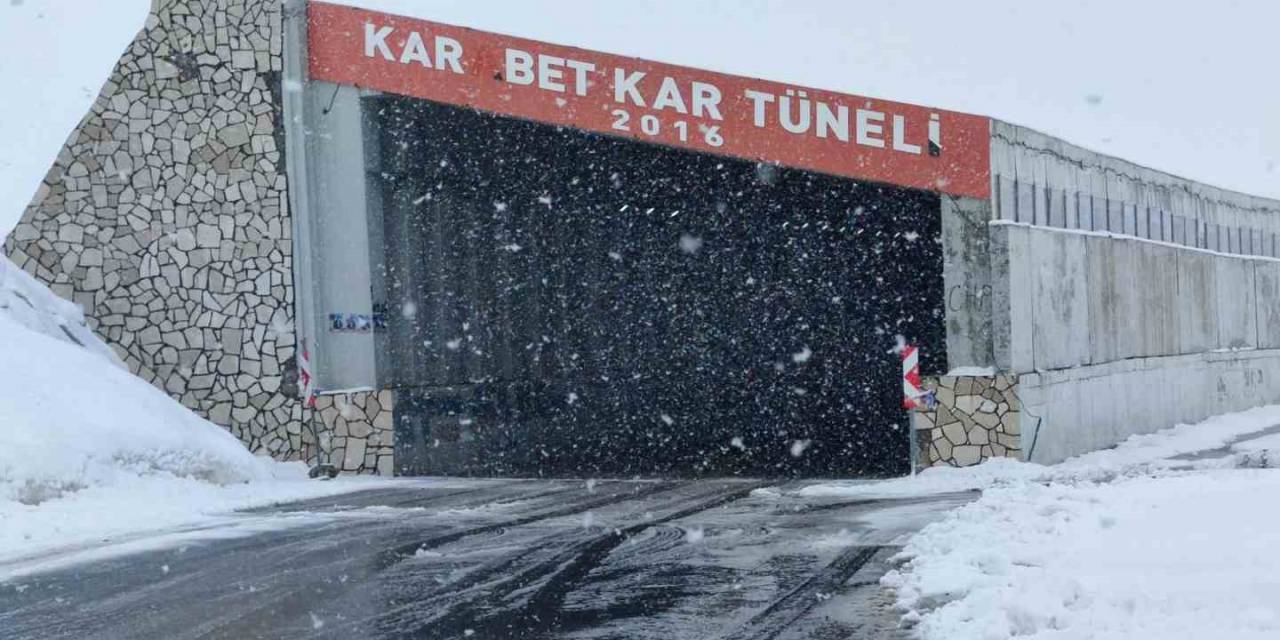 Mayıs Karı Bahçesaray Yolunda Etkili Oldu