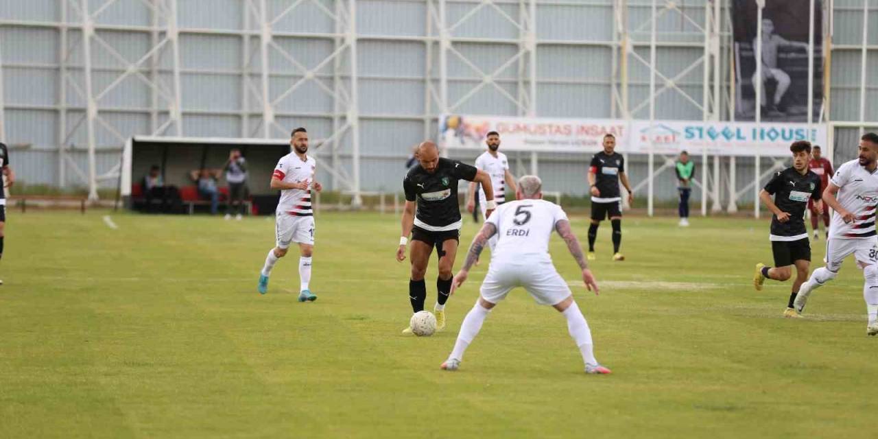 Tff 3. Lig: 68 Aksaray Belediyespor: 2 - Efeler 09 Sfk: 1