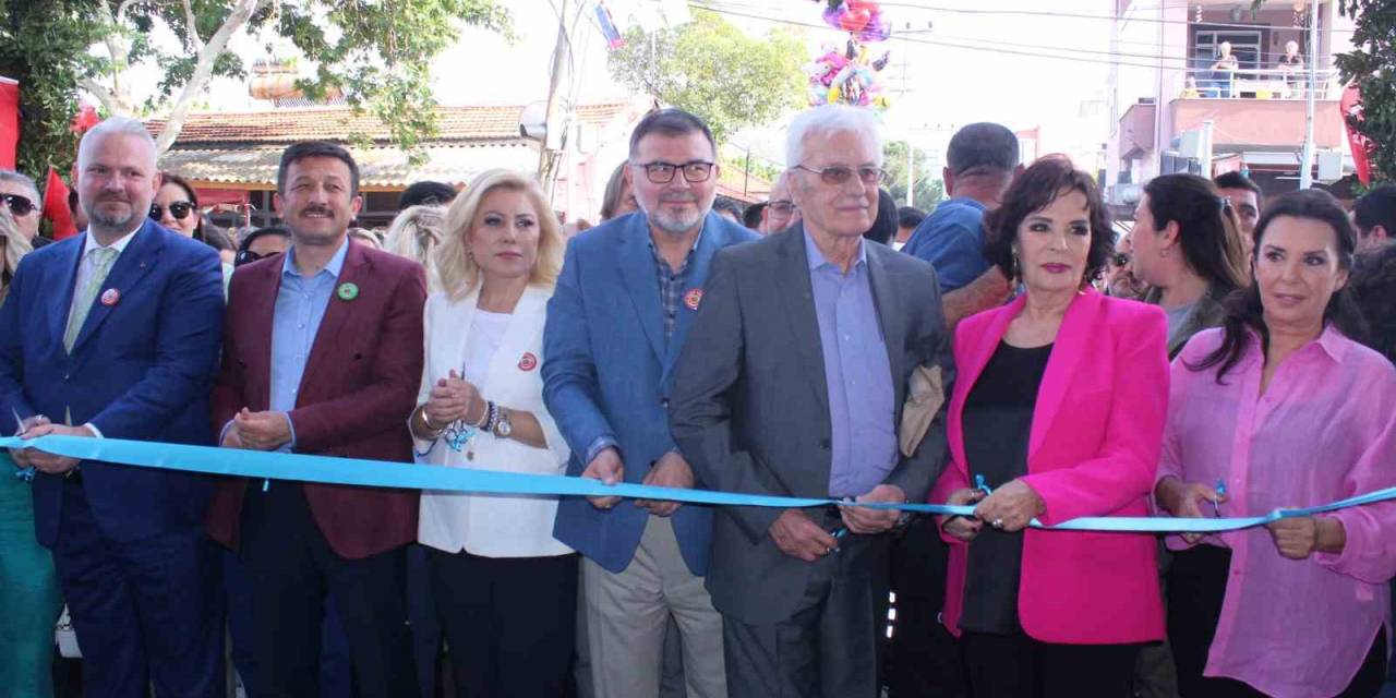 Menemen’de Çilek Tadında Festival