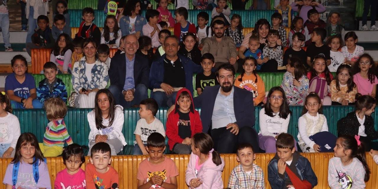 Çocuklar Hem Eğlendi Hem Suyun Önemi Hakkında Bilgilendi