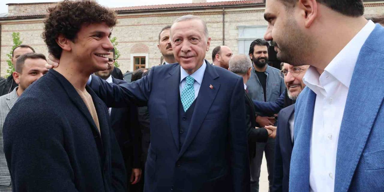 Cumhurbaşkanı Erdoğan: “kendi İkballeri Uğruna Sizi Kullanmak İsteyenlere Gençlerimizin Artık ‘yeter’ Diyeceğinden Şüphe Duymuyorum”