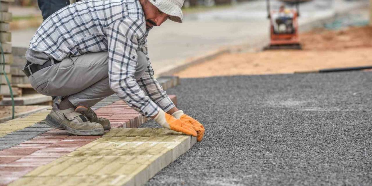 Varsak’a 10 Bin Metrekare Kaldırım