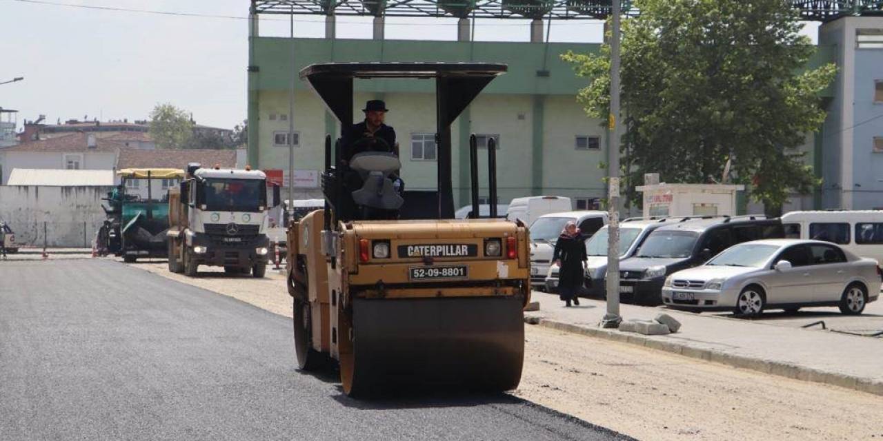 Ordu Büyükşehir’den Ünye’ye Sıcak Asfalt