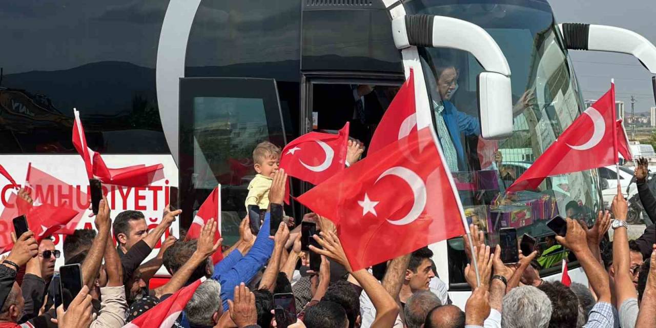 Cumhurbaşkanı Erdoğan’a Hatay’da Sevgi Seli