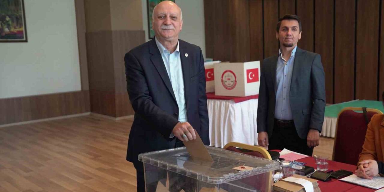 Tzob’da Genel Başkan Bayraktar Güven Tazeledi