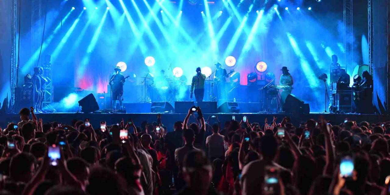 Mersin’de Athena Konseri