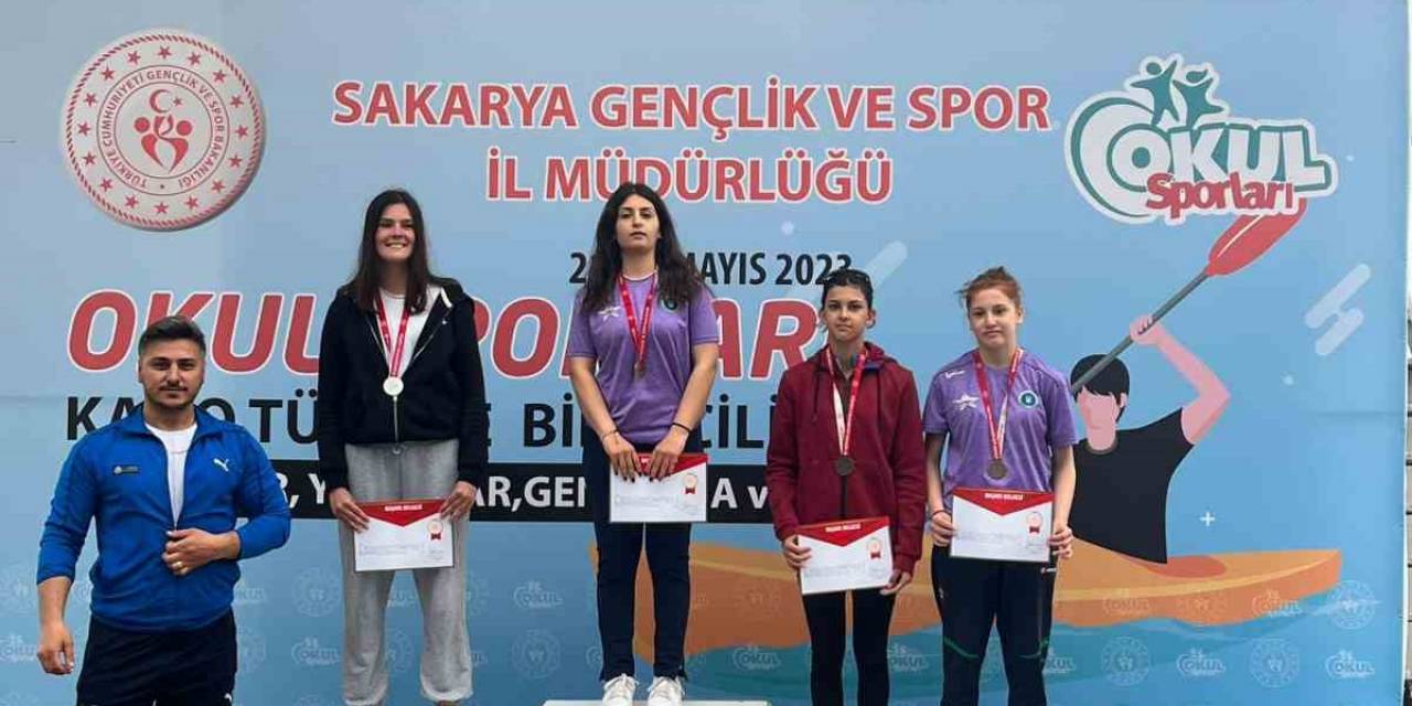 Afyonkarahisarlı Sporcu Kanoda Türkiye Birincisi Oldu