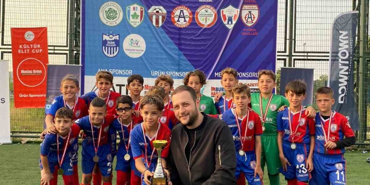 Genç Futbolseverlerin Turnuva Heyecanı