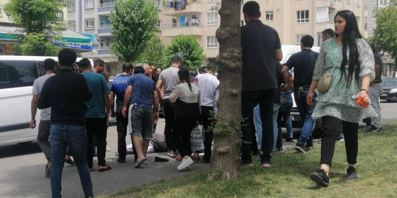 Batman’da Yolun Karşısına Geçmeye Çalışan Yaşlı Kadına Araba Çarptı