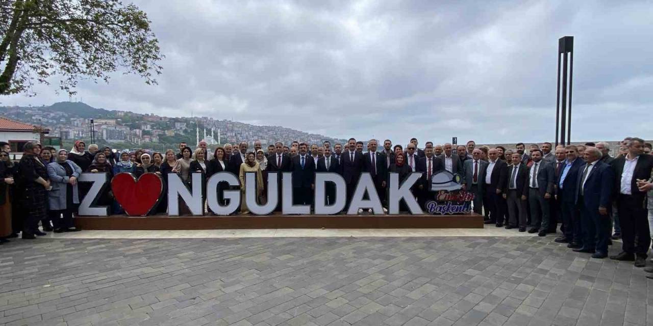 Milletvekilleri Mazbatalarını Aldı