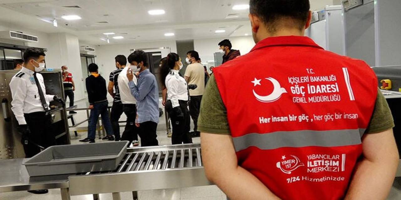 Aydın’da 932 Düzensiz Göçmen Sınır Dışı Edildi
