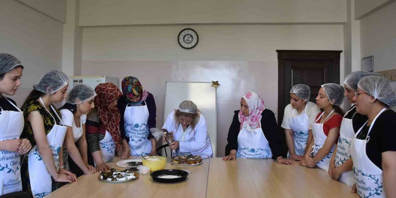 Pastacılık Kursuyla Kadınlara İstihdam İmkanı