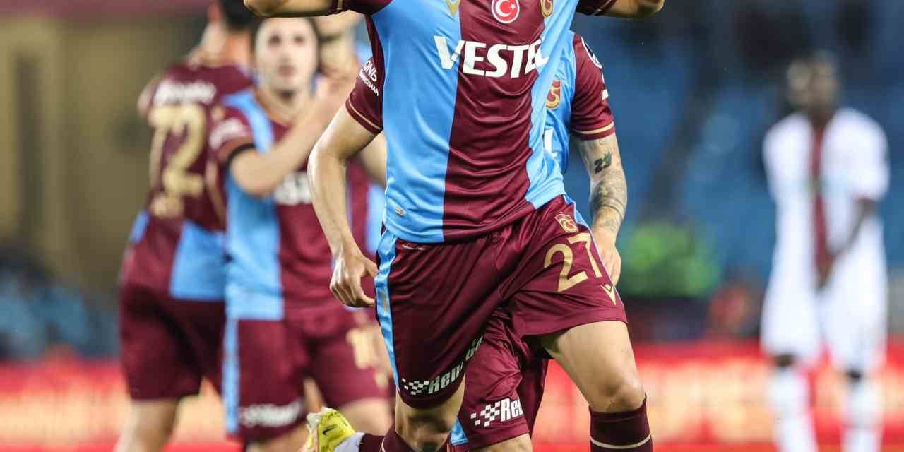 Spor Toto Süper Lig: Trabzonspor: 3 - Fatih Karagümrük: 1 (ilk Yarı)