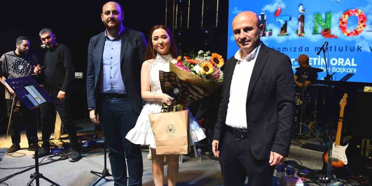 Altınova Gençlik Festivali Nigar Muharrem Ve Semicek İle Final Yaptı