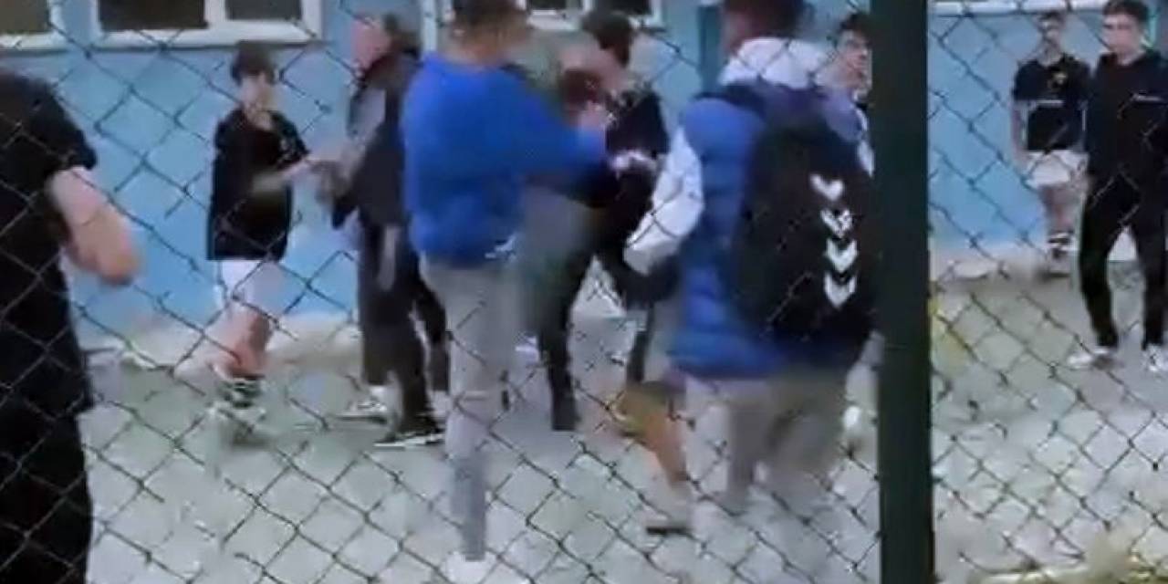 Yeşil Sahalarda Görmek İstenilmeyen Hareketler: Ortalık Bir Anda Karıştı