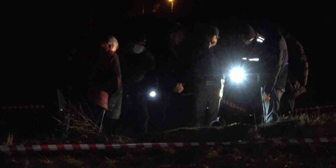 Üzüm Bağında Cesedi Bulunan Kadın Sırtından Av Tüfeğiyle Vurulmuş