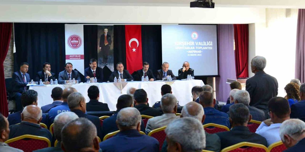 Vali Mete Buhara Muhtarları Dinledi