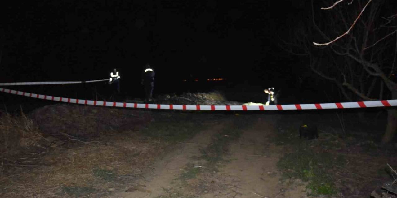 Üzüm Bağında Av Tüfeğiyle Öldürülen Kadının Komşusu Gözaltına Alındı