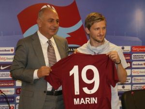 Marko Marin Sözleşme İmzaladı