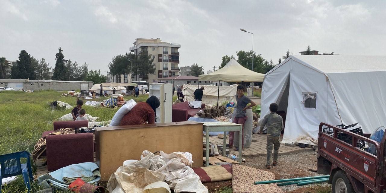 Mahalle Arasındaki Çadırlar, Çadır Kentlere Taşınıyor