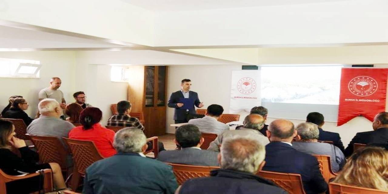 Çiftçilere Zeytin Üretimi Ve Kalitesinin Artırılması Eğitimi