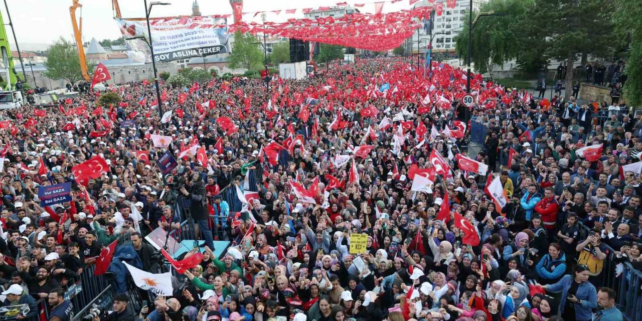 Cumhurbaşkanı Erdoğan: "28 Mayıs’la Birlikte İnşallah Ülkemizin Önünde Yepyeni Kapılar Açılacak”